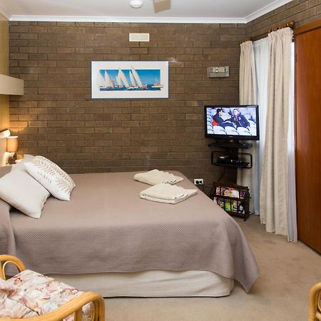 Sandpiper Holiday Apartments レイクス・エントランス エクステリア 写真