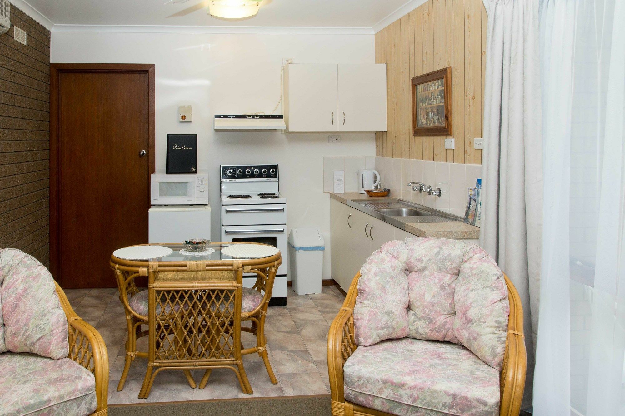 Sandpiper Holiday Apartments レイクス・エントランス エクステリア 写真